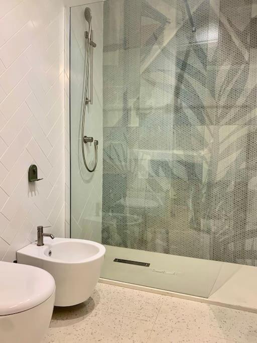 Lovely Studio Flat In Bocconi Milano Ngoại thất bức ảnh