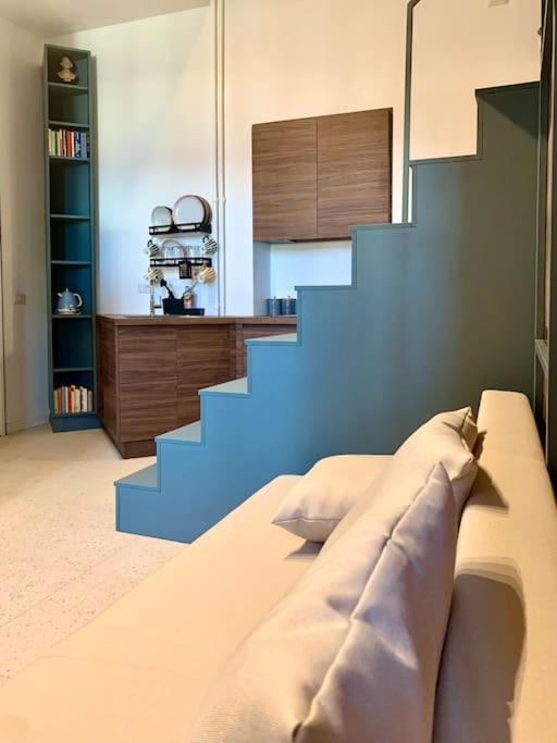 Lovely Studio Flat In Bocconi Milano Ngoại thất bức ảnh